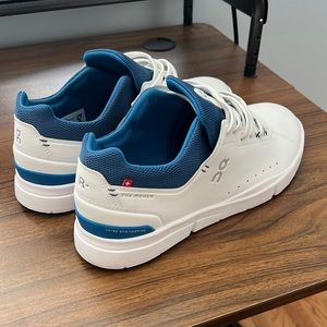 On Cloud THE ROGER CLUBHOUSE shows. Size 9. Never worn outside